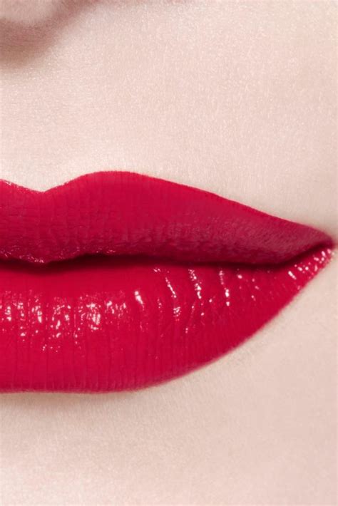 ROUGE ALLURE LAQUE Ultrawear shine liquid lip colour 70 .